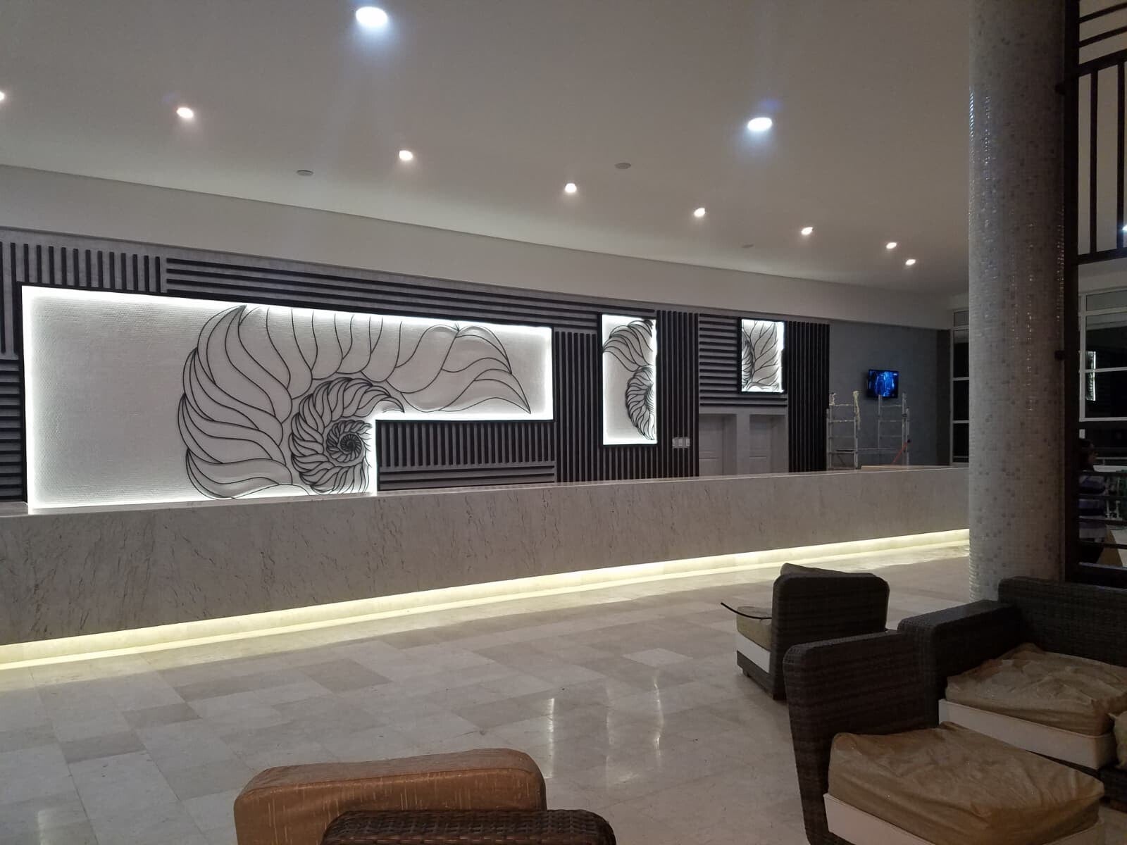 Papel tapiz decorativo